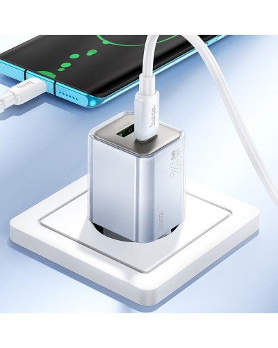 Купити МЗП Hoco N46 Glorious PD20W+QC3.0 (1USB-A/1C) + кабель Type-C to Type-C