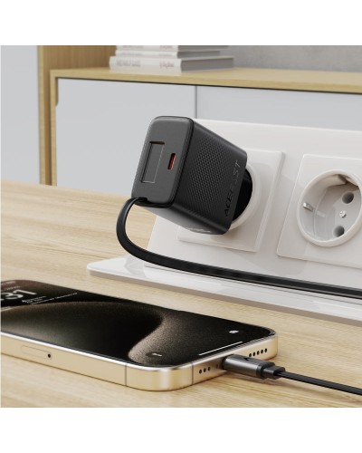 Купити МЗП Acefast A110 GaN With Retractable Cable Type-C PD30W (1USB-C)