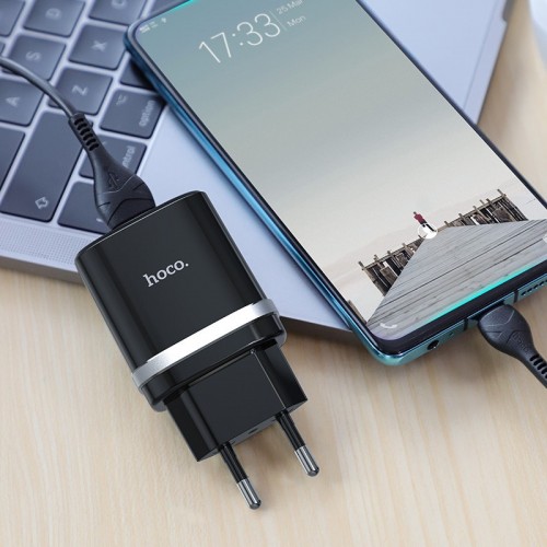 Купити МЗП Hoco C12Q Smart QC3.0 3A (1USB-A) + кабель USB to Type-C
