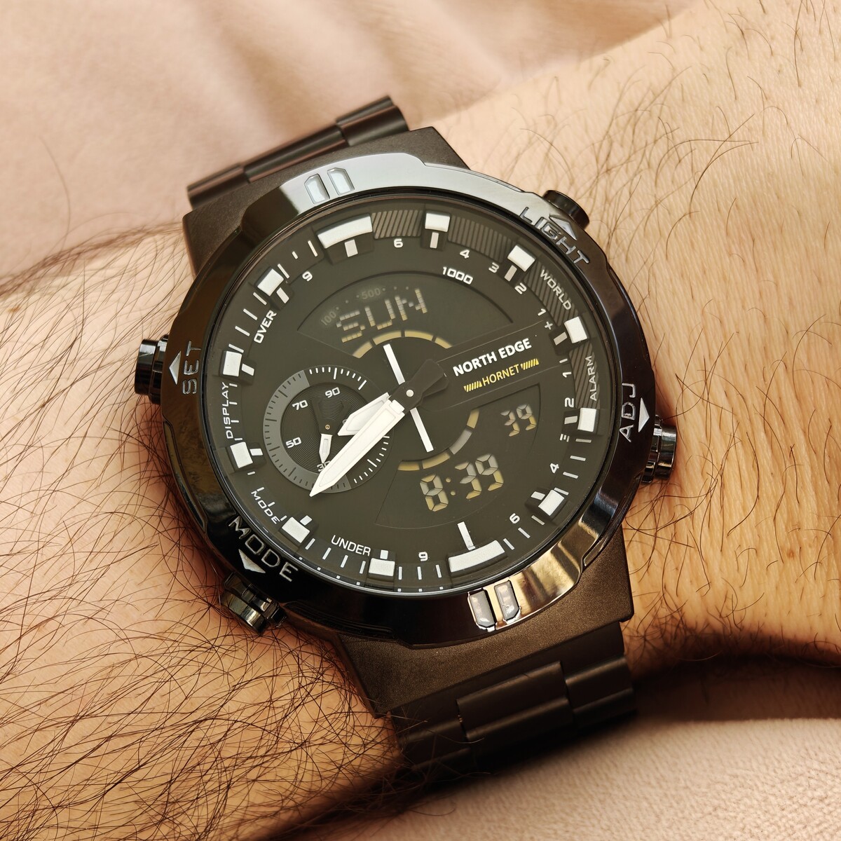 Купити North Edge Hornet Iron Edition, 2 ремінці