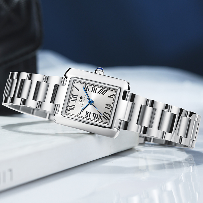 Купити Carnival Madame Classic