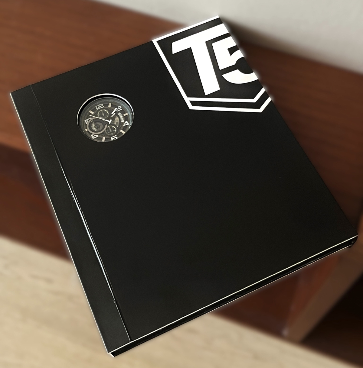 Купити T5 Montre Book, подарунковий набір