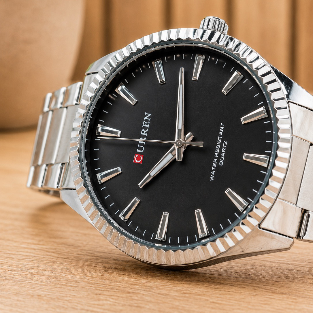Купити Чоловічий наручний годинник Curren 8425 Silver-Black зі сталевим браслетом та мінеральним склом