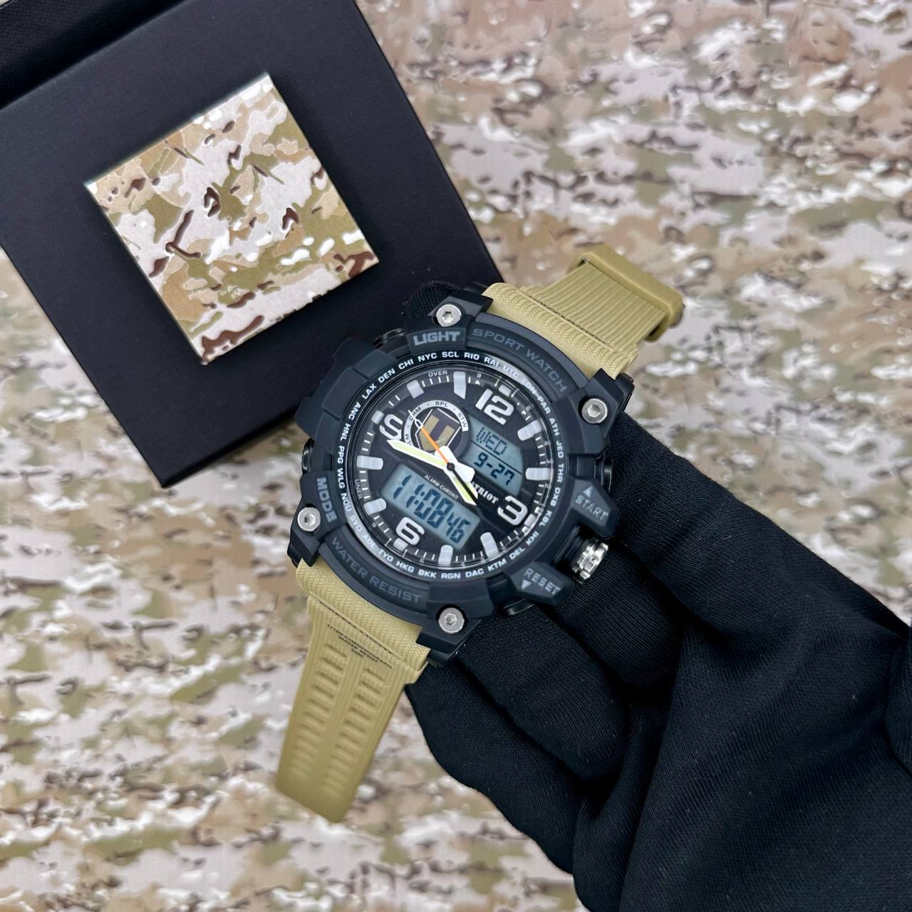 Купити Чоловічий тактичний годинник Patriot 012BKKHTRO ТРО з комбінованим циферблатом та водозахистом 5 ATM
