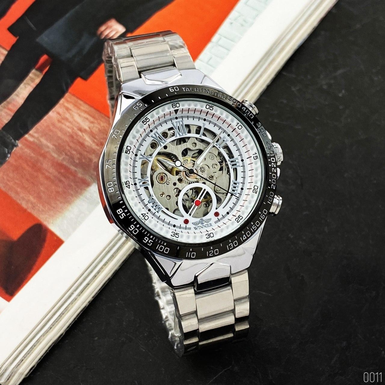 Купити Winner 8067 Silver-Black-White Red Cristal