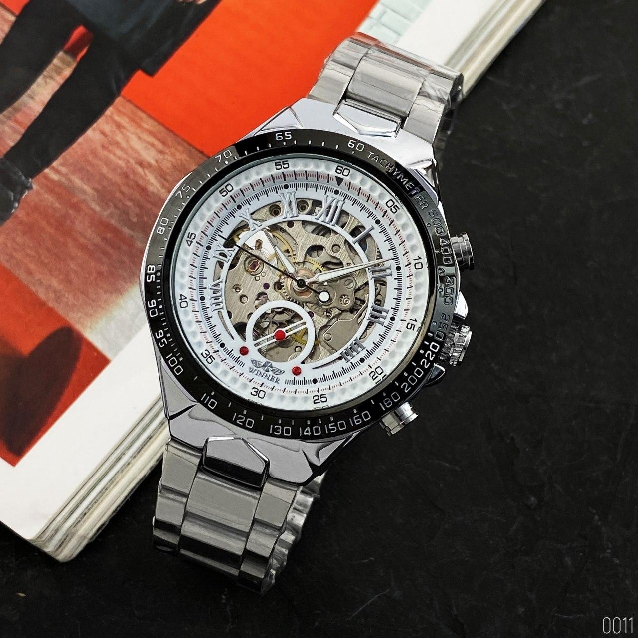 Купити Winner 8067 Silver-Black-White Red Cristal