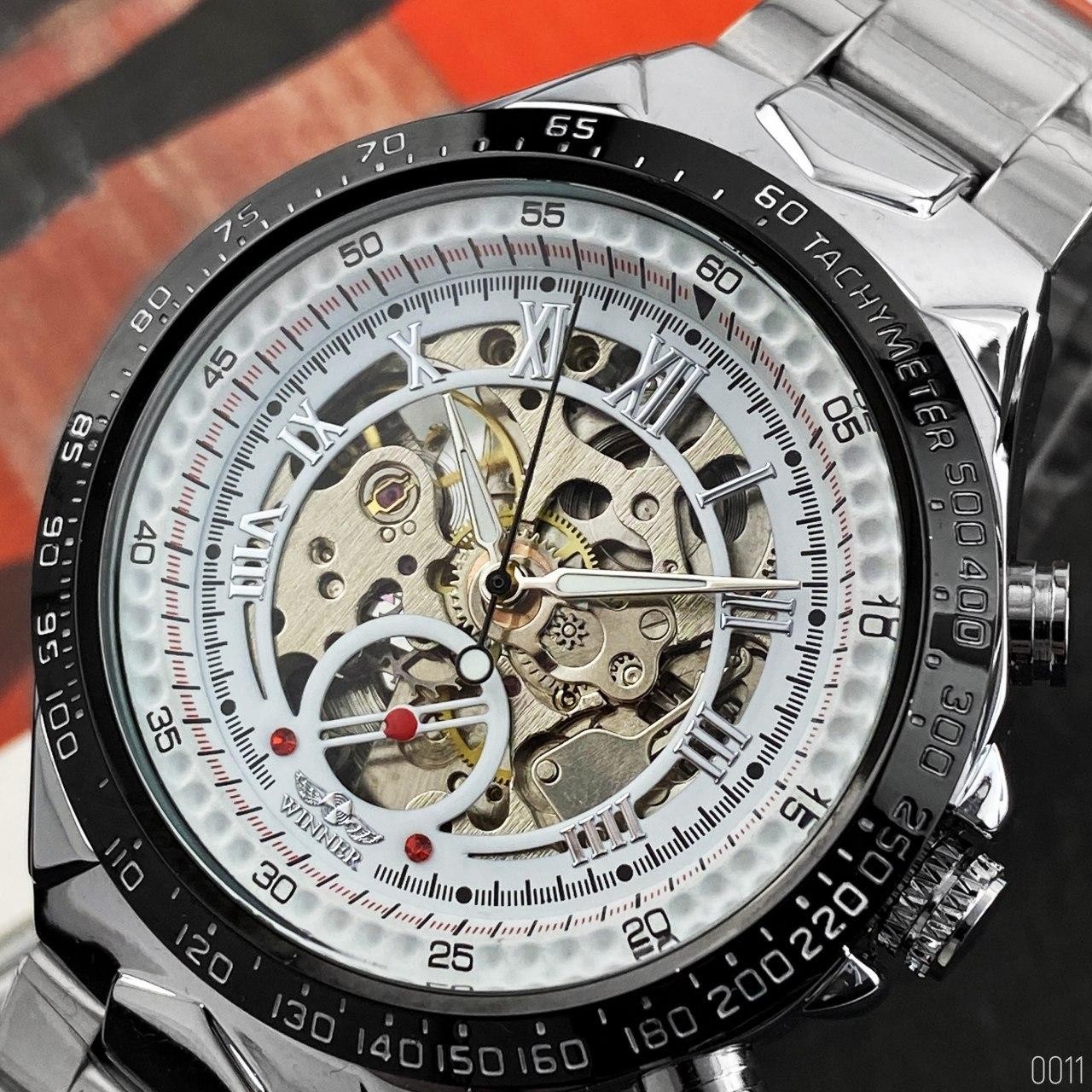 Купити Winner 8067 Silver-Black-White Red Cristal