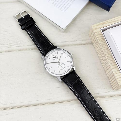 Купити Чоловічий механічний годинник Forsining 8214 Silver-White-Black з автопідзаводом та шкіряним ремінцем