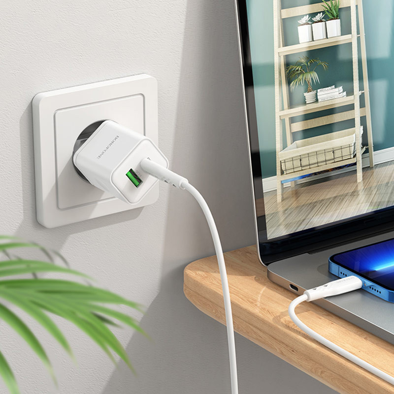 Купити МЗП Borofone BN7 PD20W+QC3.0 (1USB-A/1C) + кабель Type-C to Lightning